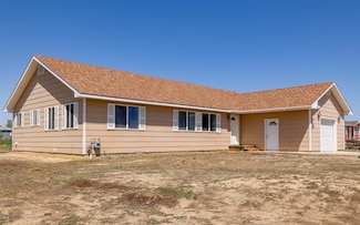 726 Henry Rd, Powell, WY 82435