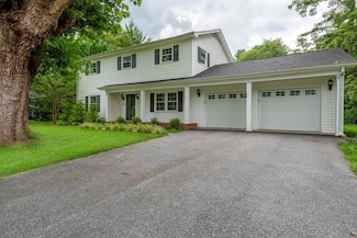 144 Mountain View Dr SW, Abingdon, VA 24211