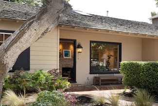 945 Colton St, Monterey, CA 93940