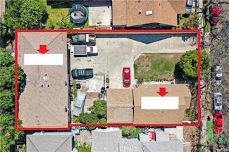 1003 W Myrtle St, Santa Ana, CA 92703