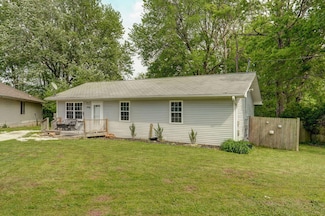 1936 N Golden Ave, Springfield, MO 65802