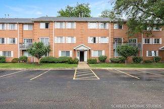 1356 S Lorraine Rd Unit E, Wheaton, IL 60189