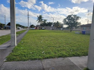 18 Sw St, West Park, FL 33023