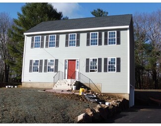 162 Center St, Ashburnham, MA 01430