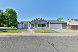 850 Mendolia Way, Central Point, OR 97502