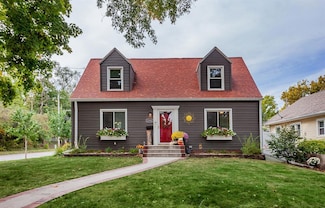 2500 38th St, Des Moines, IA 50310