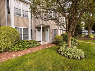 854 Verona Dr, Melville, NY 11747