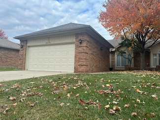 34574 Maple Lane Dr, Sterling Heights, MI 48312
