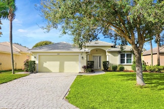 595 NW Waverly Cir, Port Saint Lucie, FL 34983