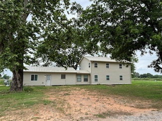 34 S Mount Calvary Rd, Hendrix, OK 74741