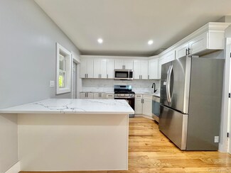 114-62 203rd St, Jamaica, NY 11412