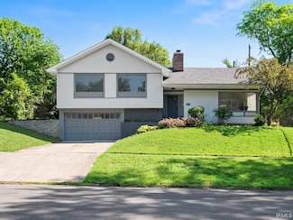 3540 Saginaw Dr, Fort Wayne, IN 46802