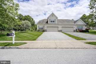 704 Mcdowell Ln, West Grove, PA 19390