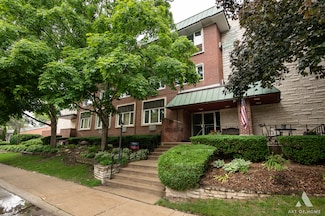 101 N Peartree Ln Unit 101, Arlington Heights, IL 60004
