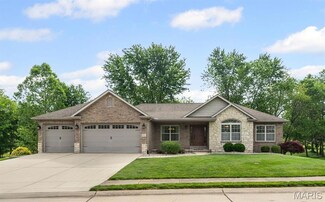 2015 Grandview Dr, Saint Jacob, IL 62281
