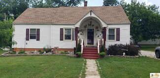 285 Peachtree St, Upton, KY 42784