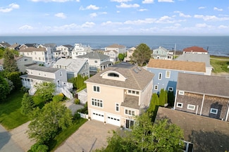 30 Ancient Hwy, Hampton, NH 03842