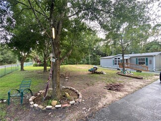 344 Vicki St, Inglis, FL 34449