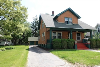249 Olive St, Galesburg, IL 61401