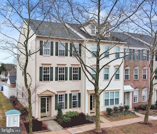 43569 Mink Meadows St, Chantilly, VA 20152