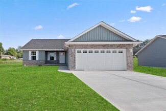 132 Grindstone Ct, Moscow Mills, MO 63379