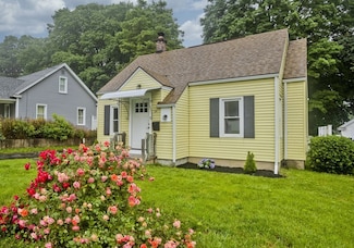 24 City View Ave, West Springfield, MA 01089