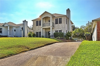 1008 Bluff Dr, Portland, TX 78374