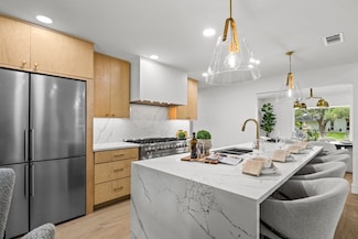4408 Thunder Rd, Dallas, TX 75244