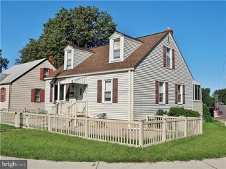 897 N Adams St, Pottstown, PA 19464