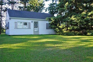 9320 E Beaver Creek Rd, Fall Creek, WI 54742