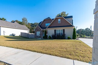 1410 Gypsy Trail SW, Hartselle, AL 35640