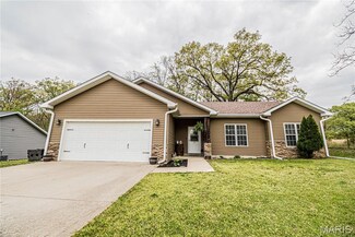 5901 Melissa Ln, Poplar Bluff, MO 63901