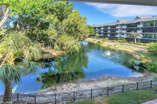 600 Neapolitan Way Unit 345, Naples, FL 34103