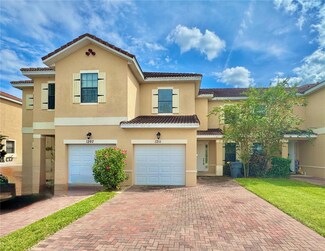 1211 Chervil Dr, Kissimmee, FL 34759