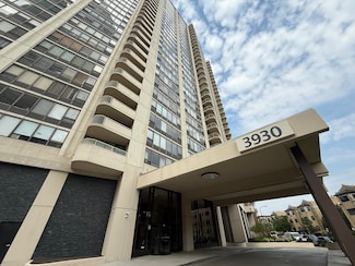 3930 N Pine Grove Ave Unit 606, Chicago, IL 60613