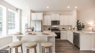 499 N Palace Dr, Glassboro, NJ 08028