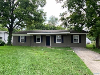 4406 Gazette Dr SW, Huntsville, AL 35805