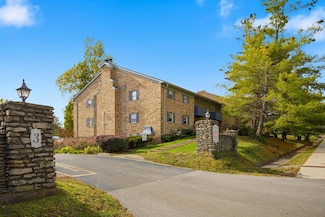 1068 Armstrong Mill Rd Unit A, Lexington, KY 40517