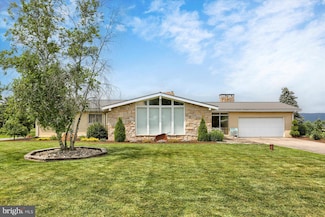 7653 Pennsylvania 25, Spring Glen, PA 17978