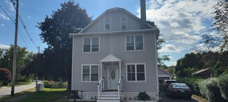31 Ohio Ave, Chicopee, MA 01013