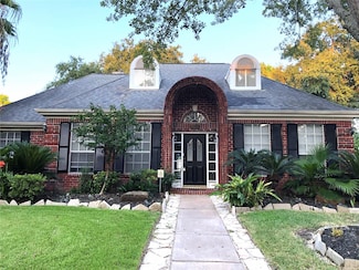 8114 Brighton Place Ct, Houston, TX 77095