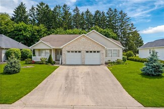 114 Stone Crossing St NE, Canton, OH 44721