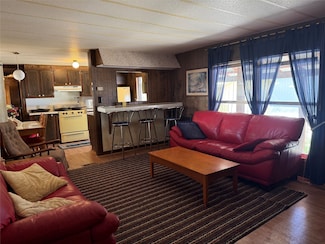 460 Pinon Dr, Chama, NM 87520