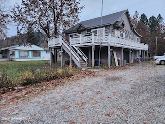 40483 Riverview Dr, Cataldo, ID 83810