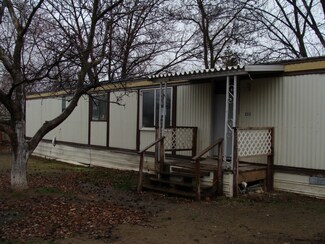 215 Moses Lake Ave NW, Soap Lake, WA 98851