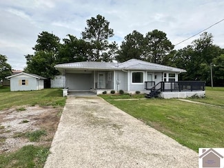 116 W Pierson St, Fredonia, KY 42411