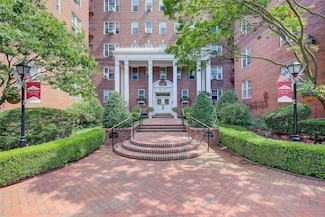 112-50 78th Ave Unit 1A, Forest Hills, NY 11375