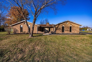2772 Minton Rd, Hamilton, OH 45013
