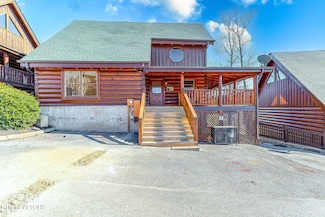 2004 Cougar Crossing Way, Sevierville, TN 37876