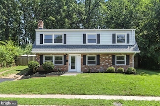 4657 Evansdale Rd, Woodbridge, VA 22193